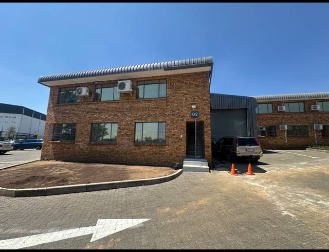 450M² WAREHOUSE TO LET IN HALFWAY HOUSE